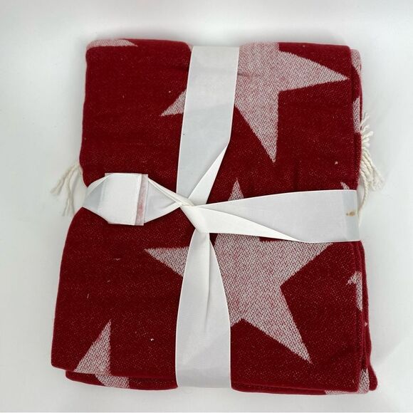 Shavel Patriotic Red and White Star Throw Blanket New - Picture 3 of 3